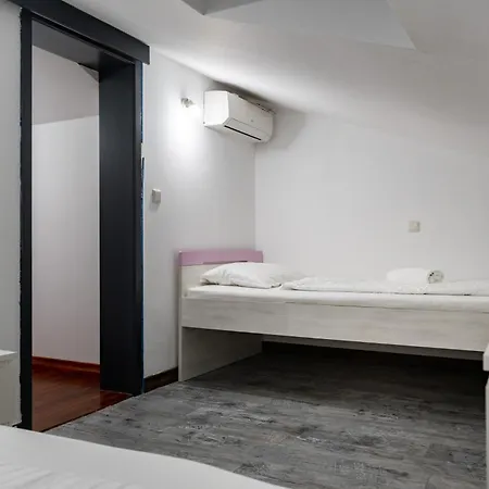 Sanic 543/a Apartman *