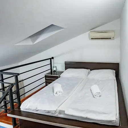 Sanic 543/a Apartman *