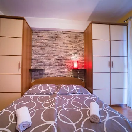 Sanic 543/a Apartman *