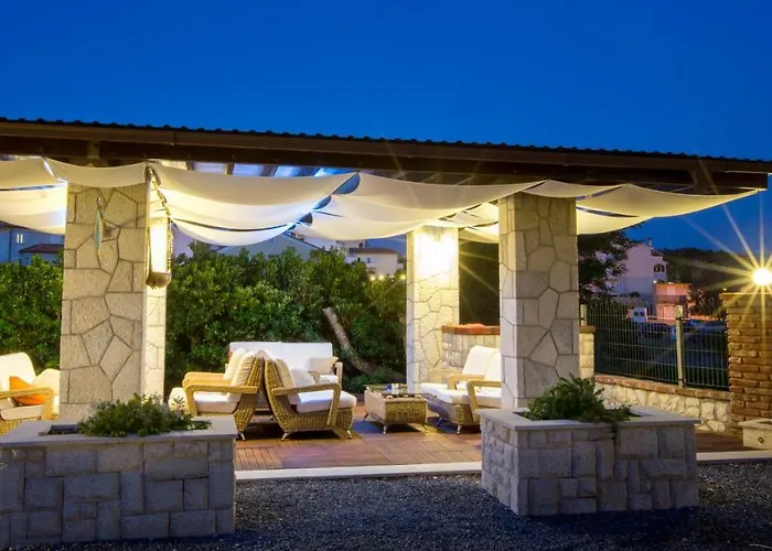 아파트 Sanic 543/a