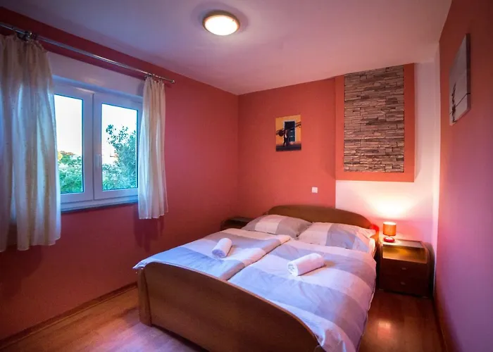 아파트 Sanic 543/a 로파르