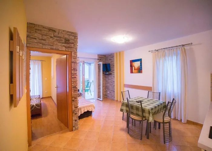 דירה Sanic 543/a לופאר