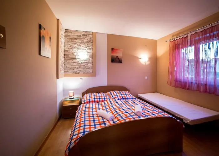 דירה Sanic 543/a