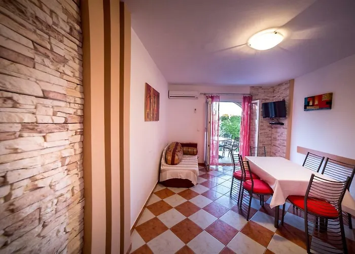 아파트 Sanic 543/a