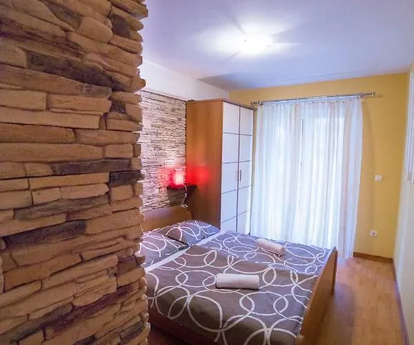 아파트 Sanic 543/a *